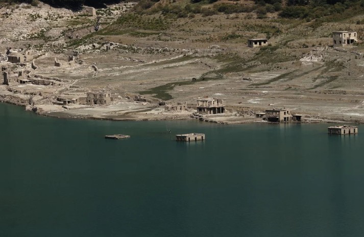 SOS για τη λίμνη του Μόρνου που εξαφανίζεται