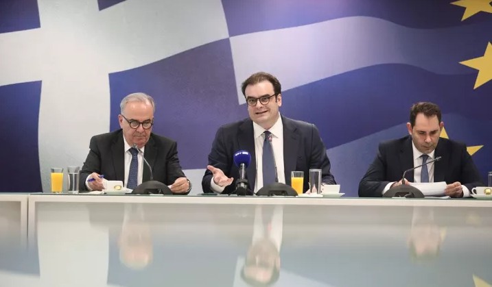 Πιερρακάκης Παπαθανάσης Πετραλιάς