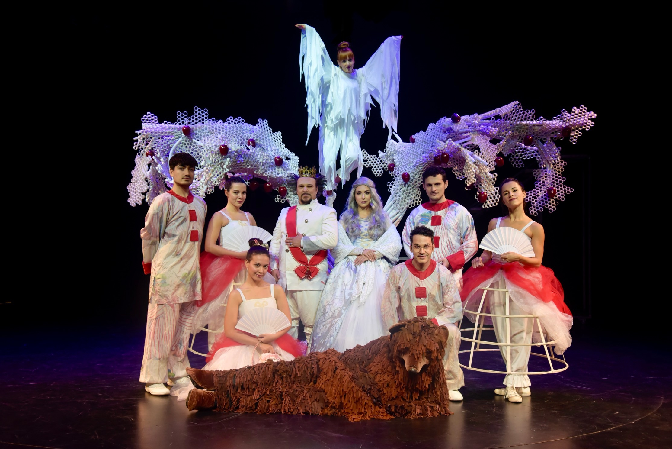 «Η Παπλωματού» στο Θέατρο Βασιλάκου