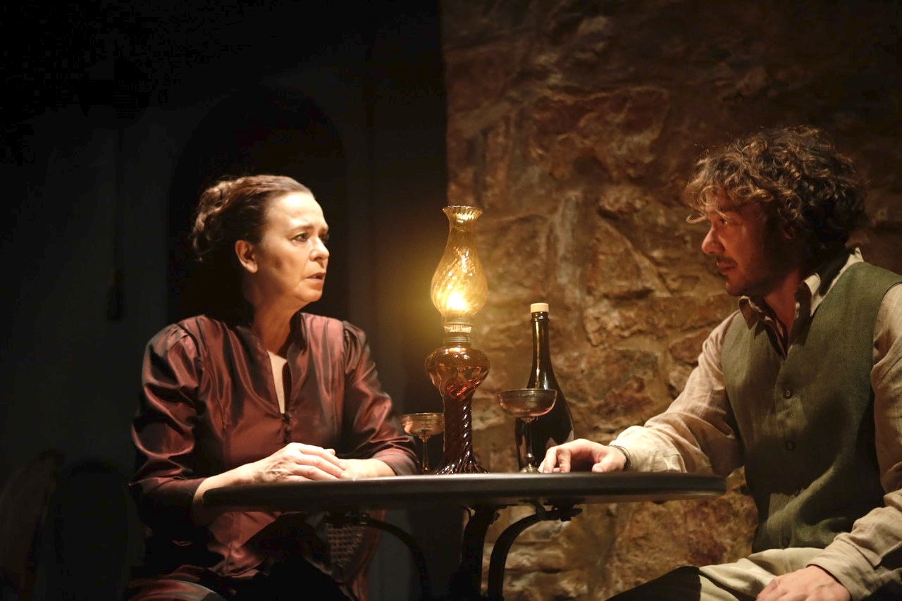 Οι «Βρικόλακες» στο Θέατρο RADAR