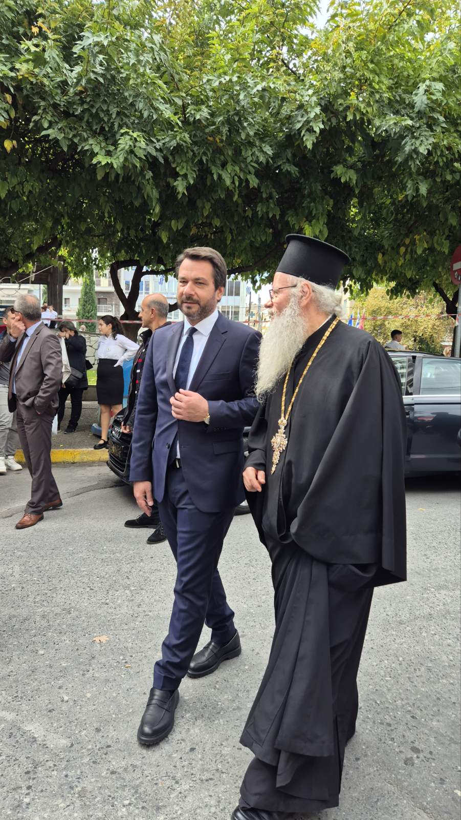 Ο Τάσος Μπαρτζώκας εκπρόσωπος της Βουλής στους εορτασμούς της 28ης Οκτωβρίου στη Βέροια