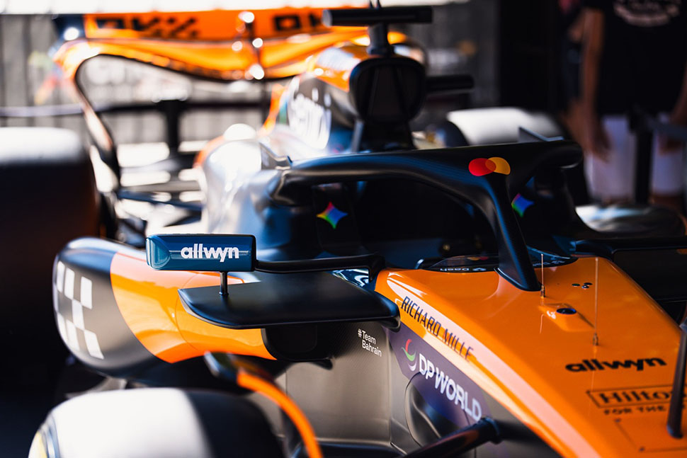 Το εντυπωσιακό showcar της McLaren F1 Team