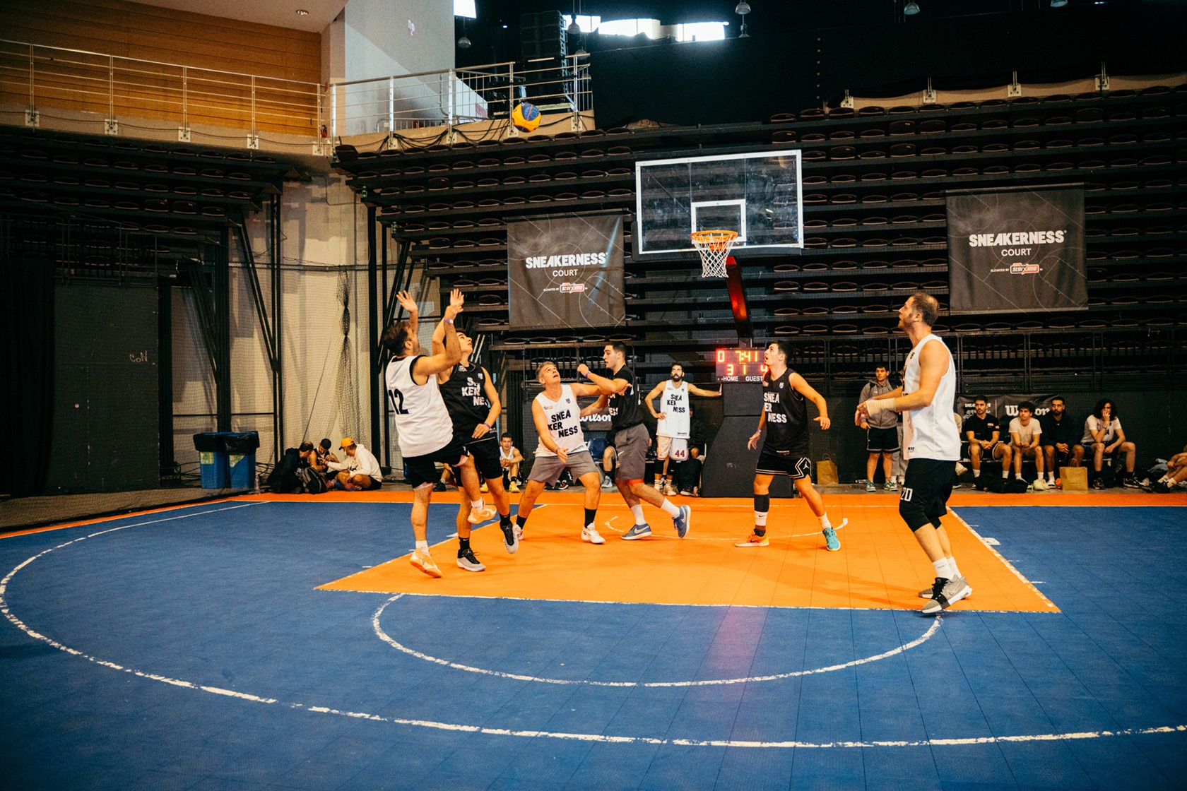 Το ΠΑΜΕ ΣΤΟΙΧΗΜΑ ήταν δίπλα στο τουρνουά 3on3  που πραγματοποιήθηκε στη διάρκεια του Sneakerness Athens