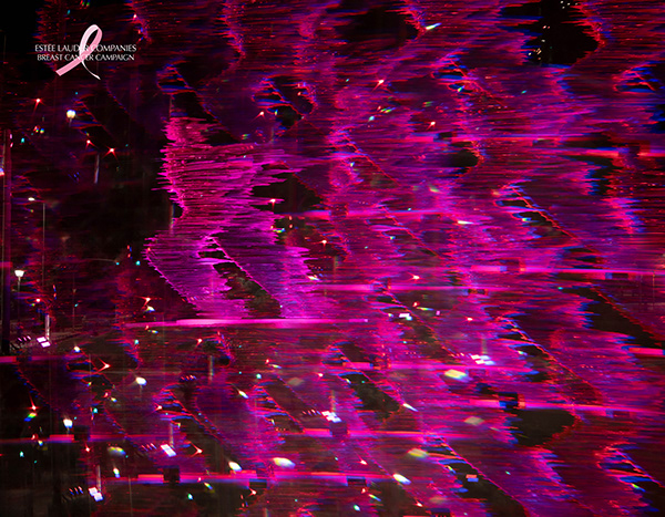 Η Estée Lauder Hellas φωταγωγεί τον ΔΡΟΜΕΑ με την υποστήριξη του Δήμου Αθηναίων