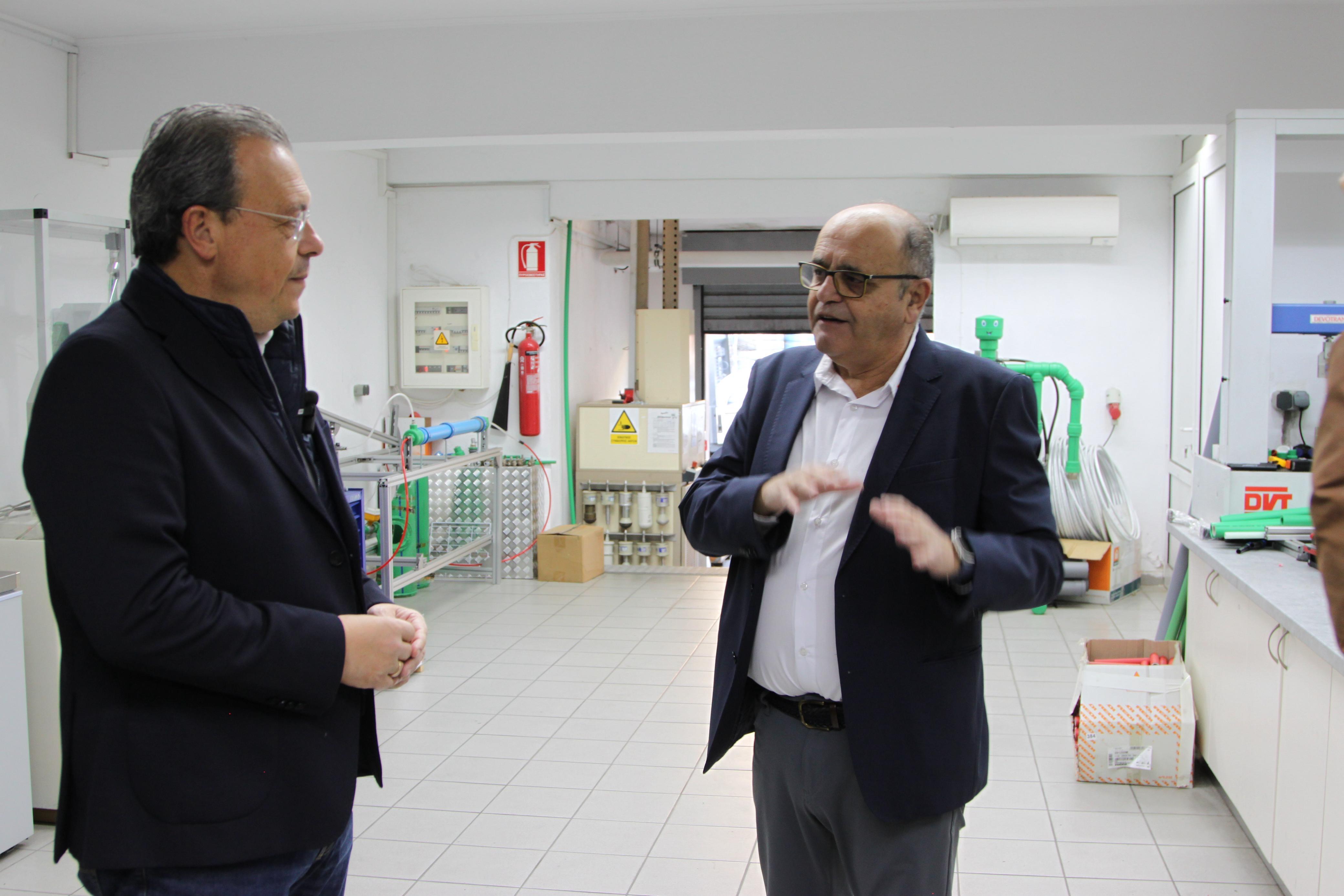 Φάμελλος Δράμα