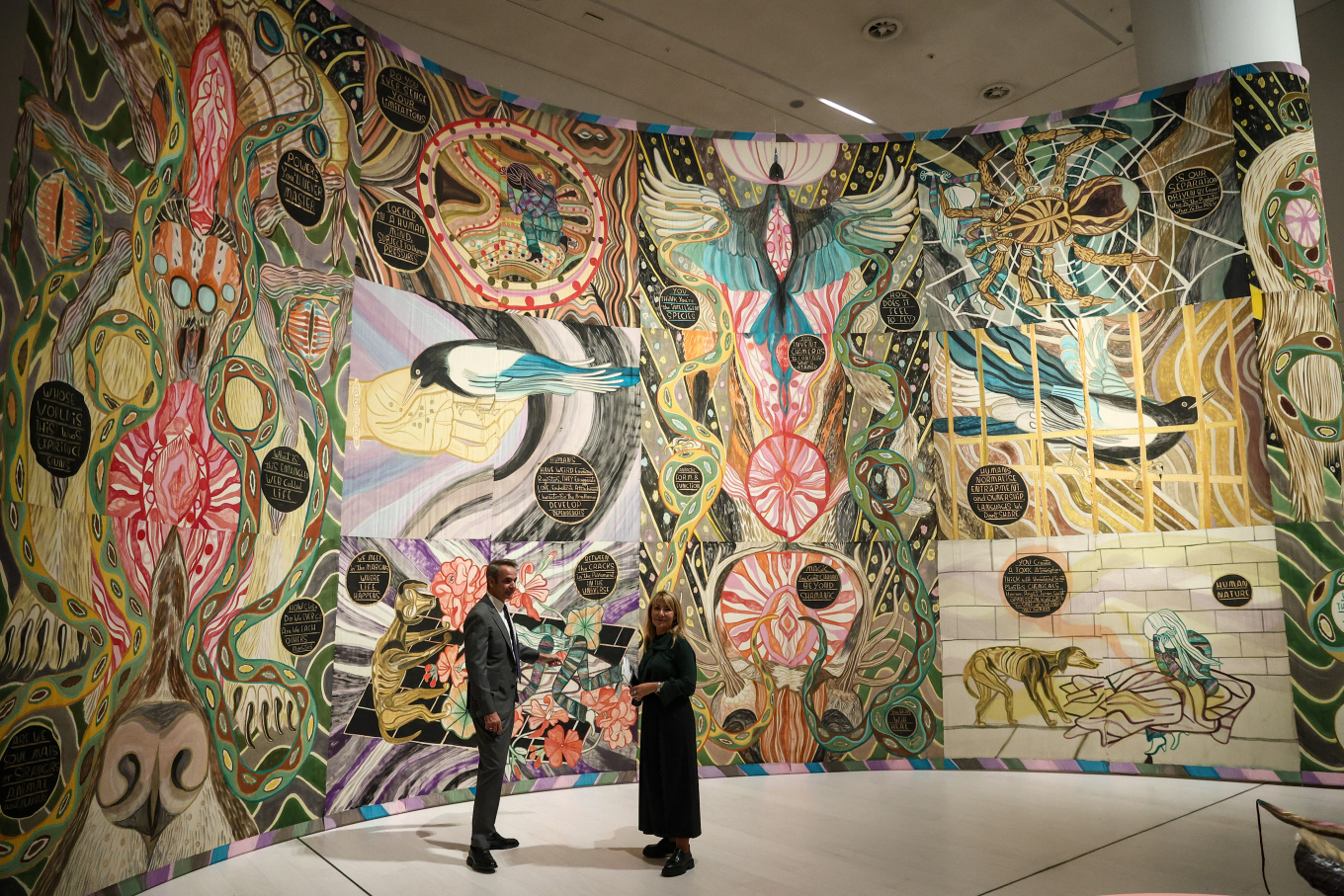 Επίσκεψη Μητσοτάκη και Μαρέβας Γκραμπόφσκι στο Εθνικό Μουσείο Σύγχρονης Τέχνης