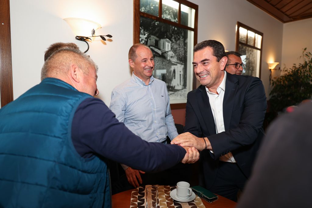 Ν.Δ.: Επίσκεψη του Κώστα Σκρέκα στο Καρπενήσι