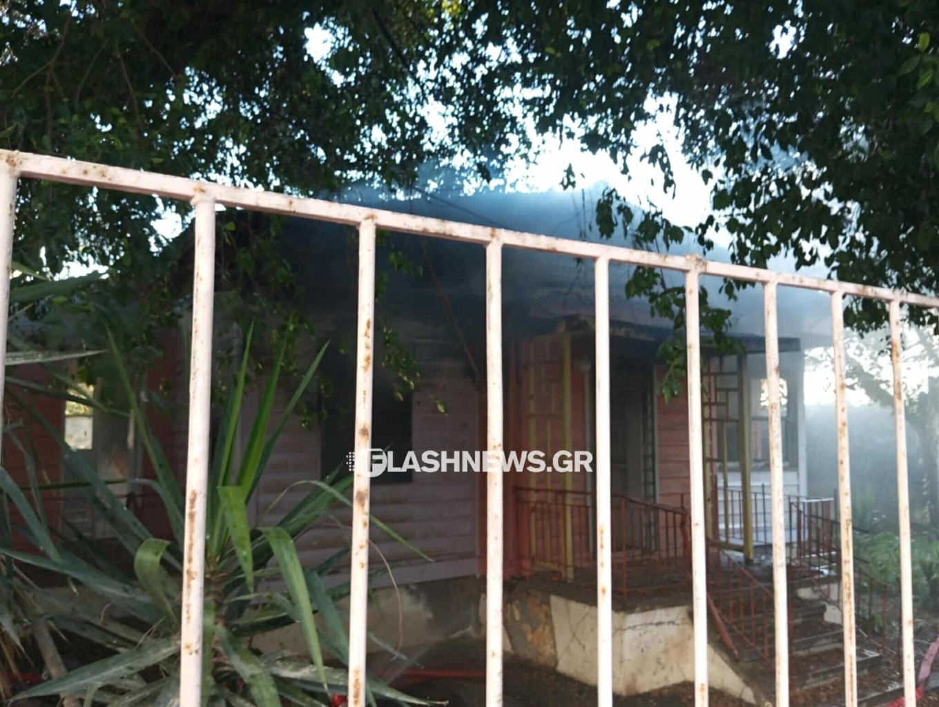 Χανιά: Φωτιά στο παλιό ΠΙΚΠΑ