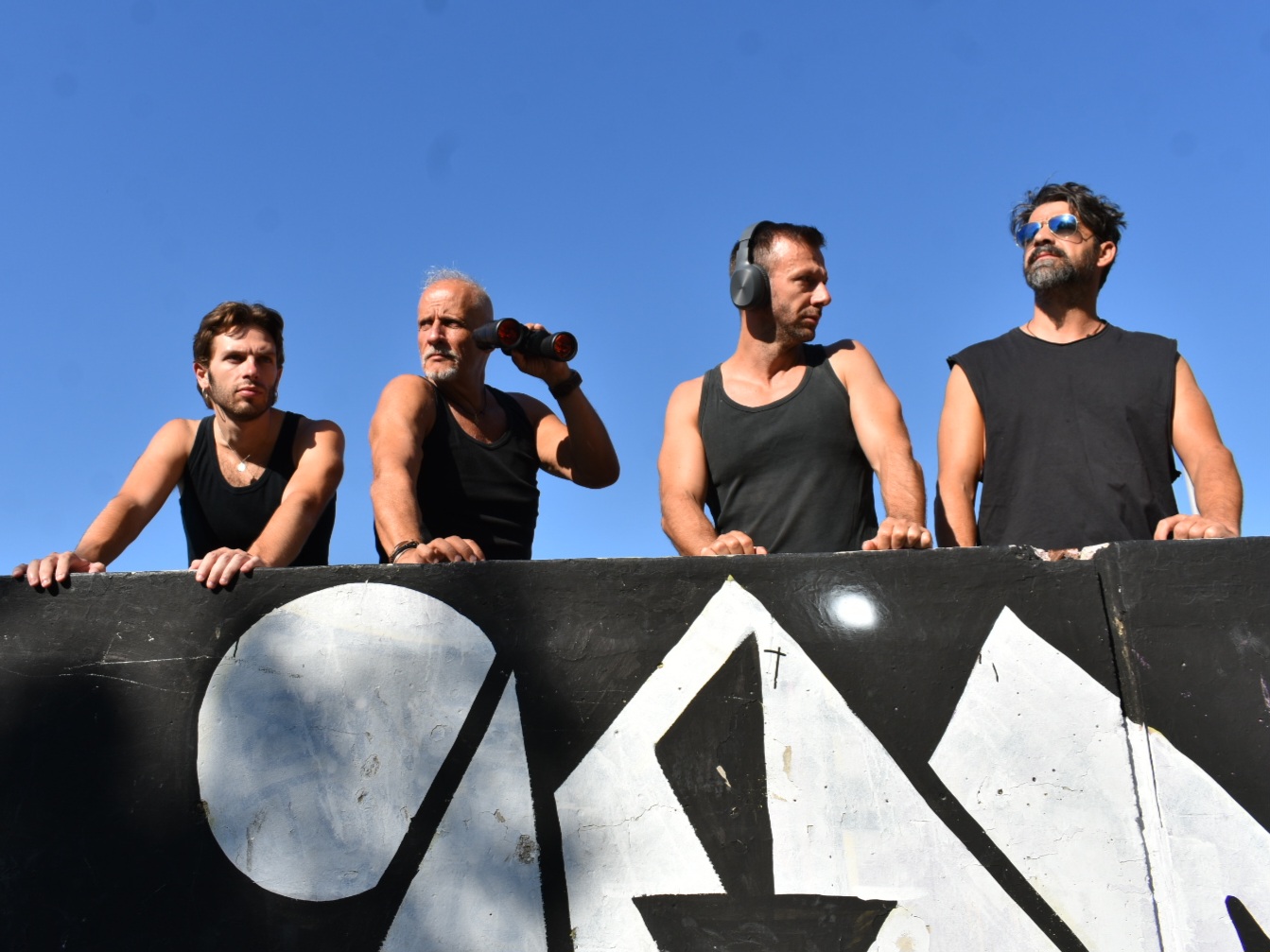 «Αυτοί που κοιτούν» στο Θέατρο 104