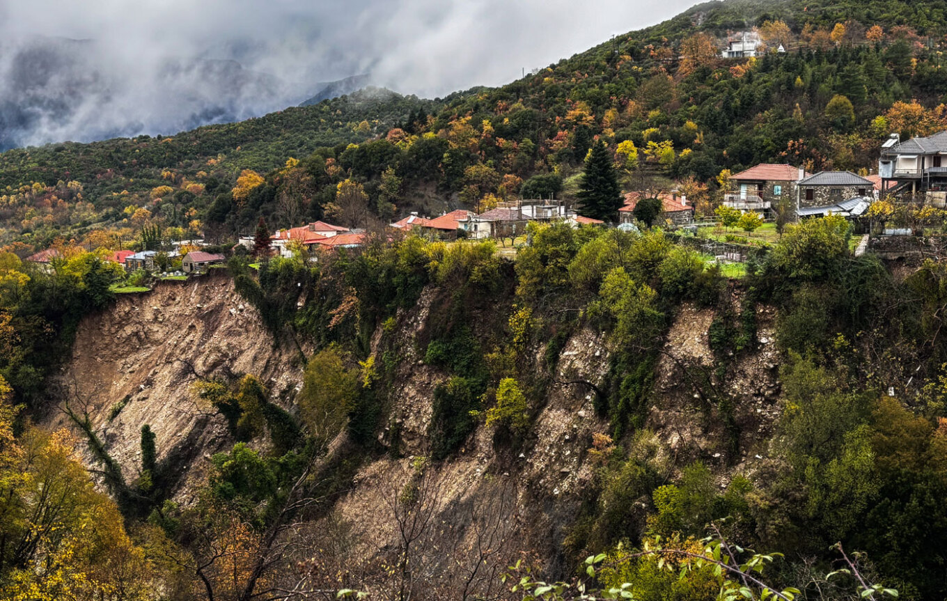Τζουμέρκα: Μεγάλη ανησυχία για τις κατολισθήσεις