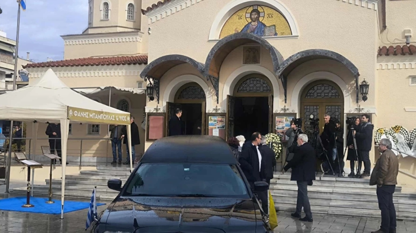 To «τελευταίο αντίο» στον Δημήτρη Σταμάτη