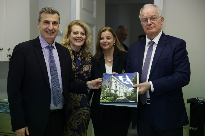 Τασούλας: Ο εμβολιασμός κατά της γρίπης αποτελεί μια από τις πιο αποτελεσματικές πράξεις πρόληψης