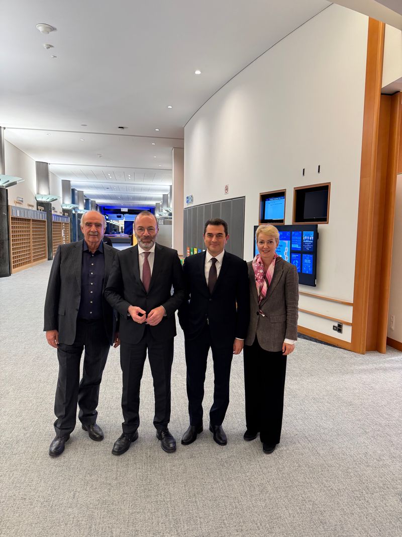 Στην Πολιτική Συνέλευση του ΕΛΚ στις Βρυξέλλες ο Σκρέκας