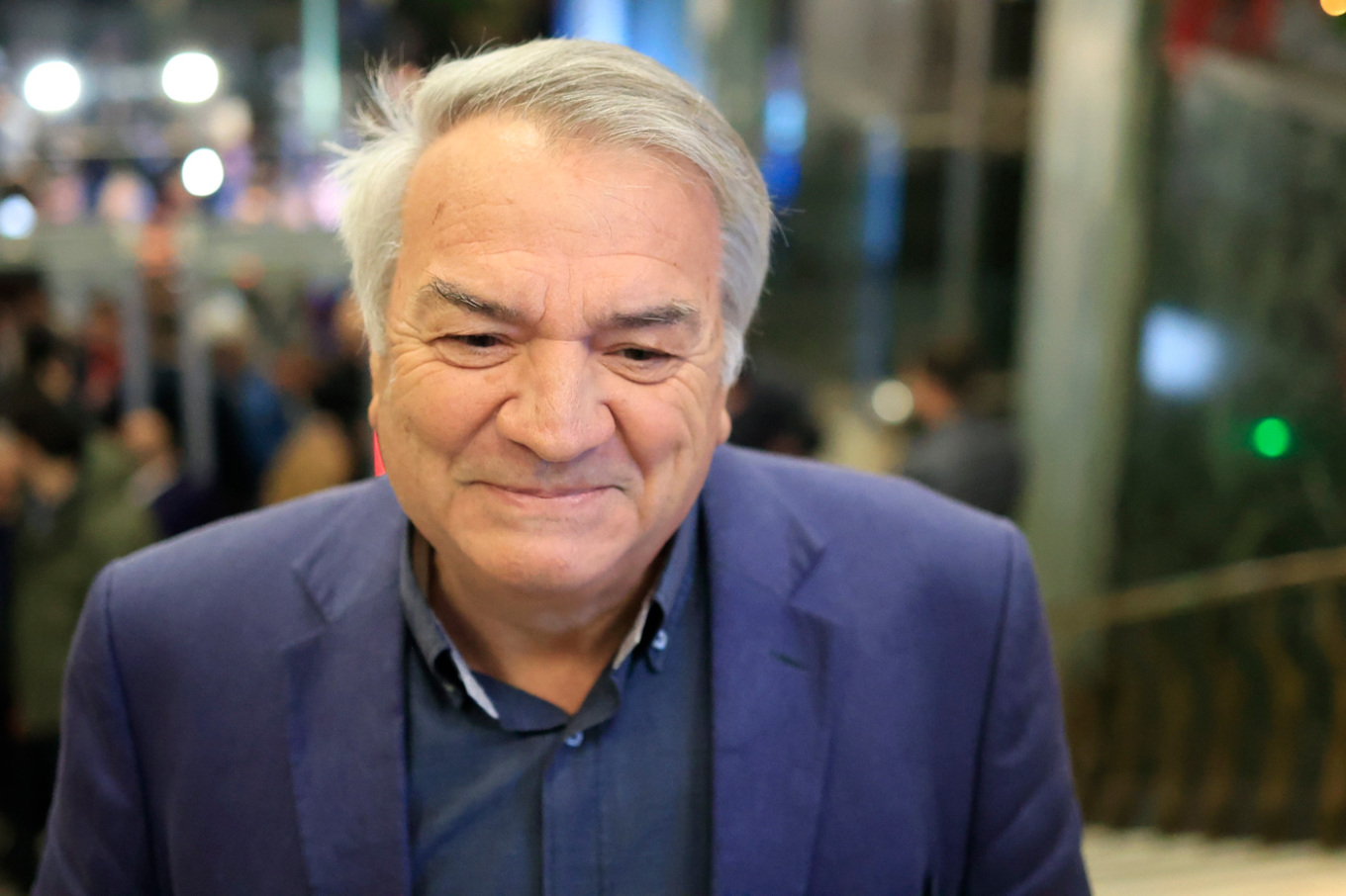 Ο Αλέξης Τσίπρας παρουσιάζει το βιβλίο του «Ιθάκη»