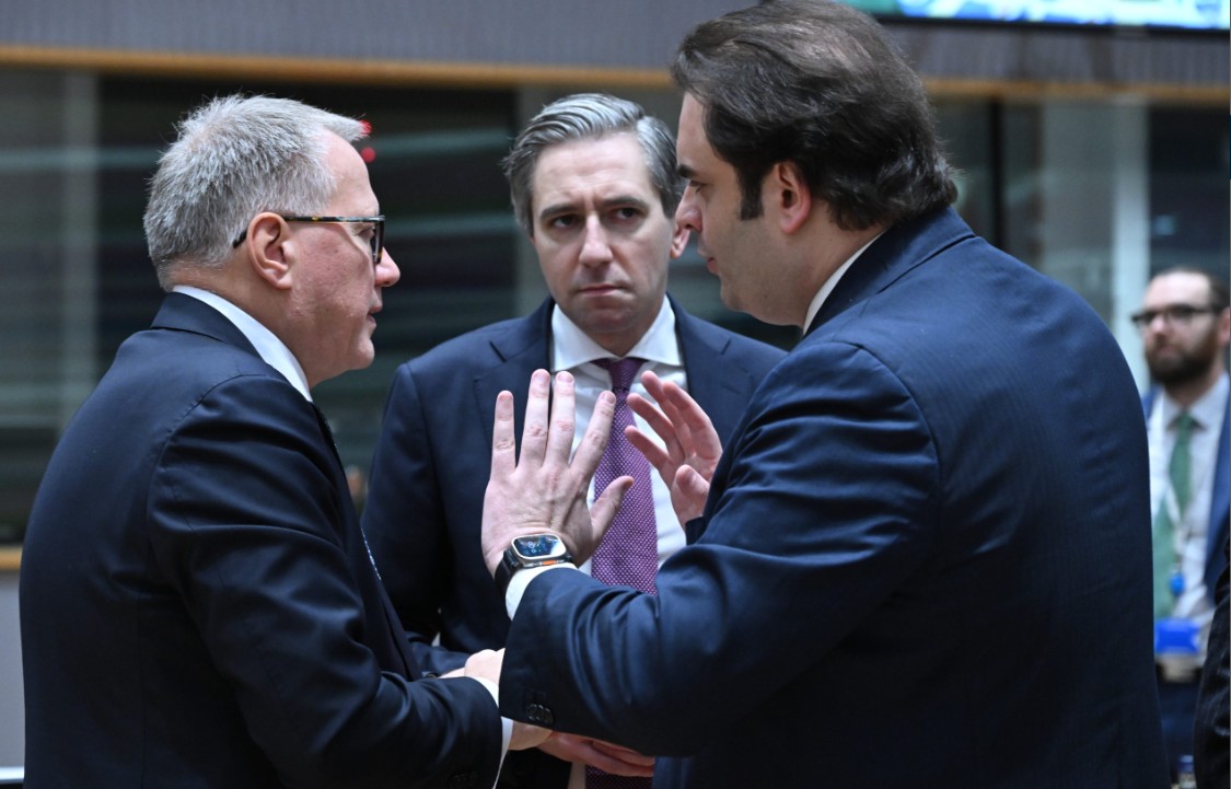 ECOFIN: Ο Πιερρακάκης δέχθηκε τα συγχαρητήρια των υπουργών