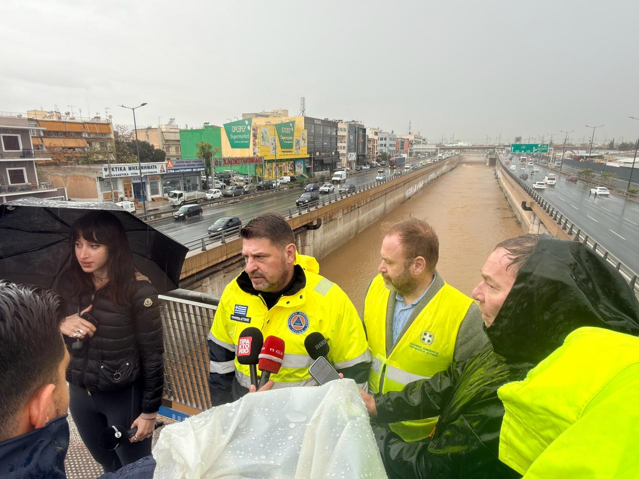 Αυτοψία του Περιφερειάρχη Αττικής στον Κηφισό 