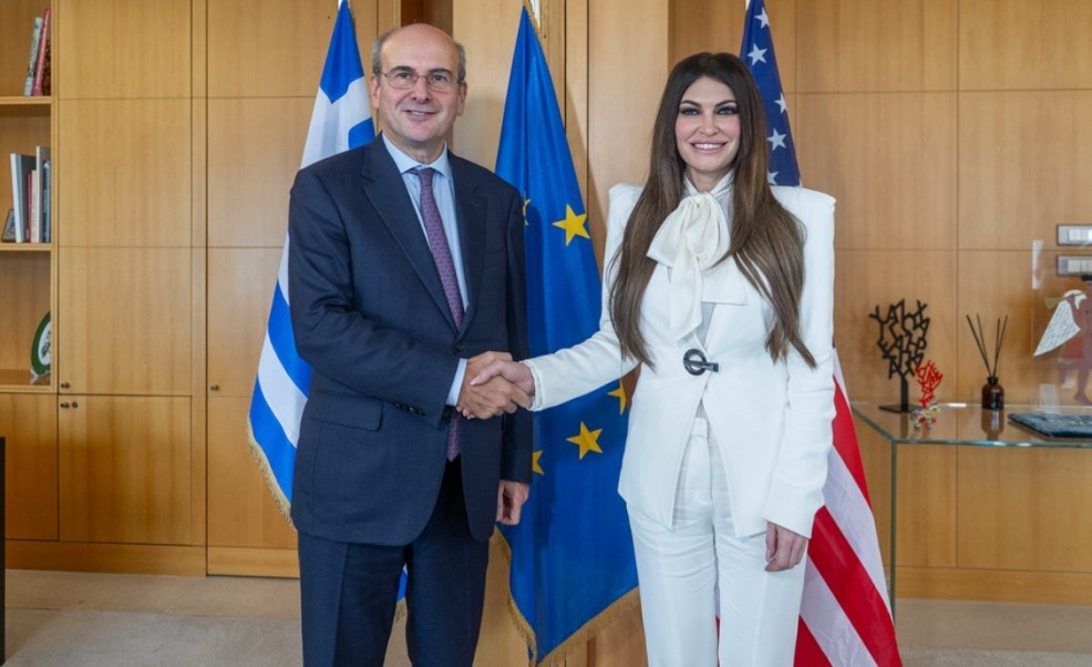 Συνάντηση Χατζηδάκη-Γκιλφόιλ