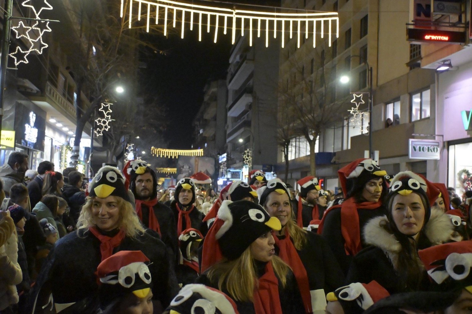 Χριστουγεννιάτικη Παρέλαση στη Λάρισα