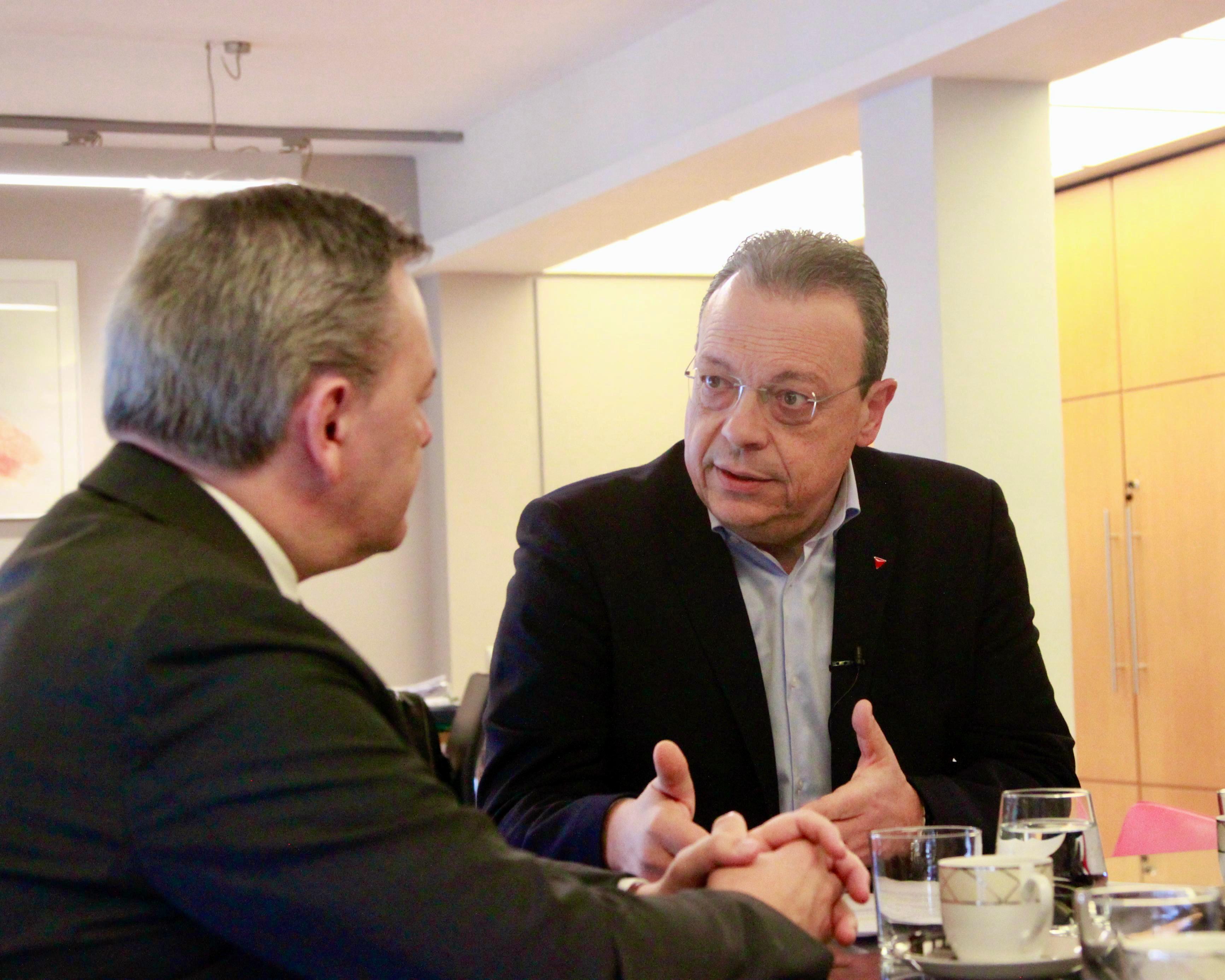 Συνάντηση Φάμελλου με τον πρέσβη της Δανίας στην Ελλάδα 