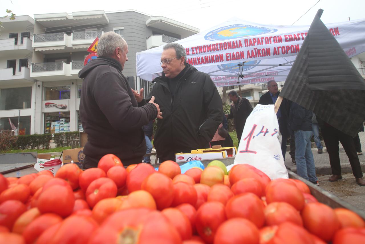 Φάμελλος: «Ο ΣΥΡΙΖΑ στηρίζει τον αγώνα των λαϊκών αγορών»