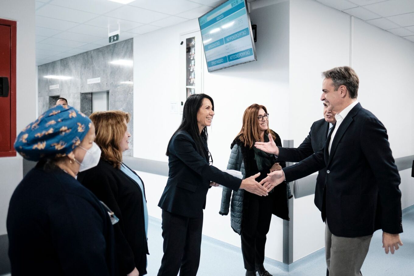 Στα εγκαίνια του ανακαινισμένου ΤΕΠ στον «Ερυθρό Σταυρό» ο Μητσοτάκης