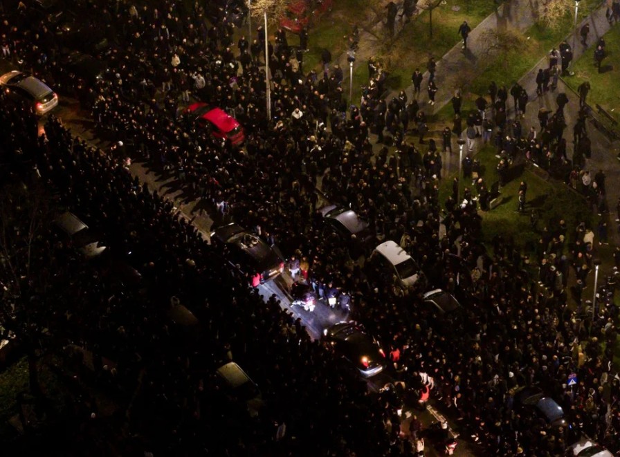 Συγκίνηση στη Θεσσαλονίκη για τους επτά φιλάθλους του ΠΑΟΚ