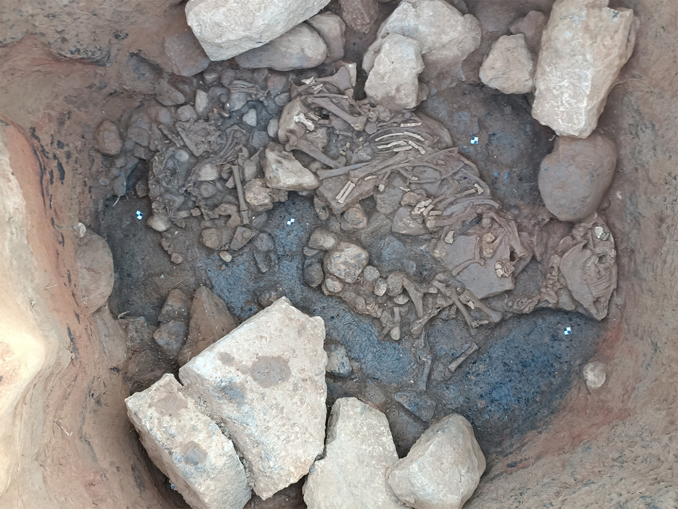 Ραφήνα: Βρέθηκαν ταφή και αγγείο από την Πρώιμη Εποχή του Χαλκού