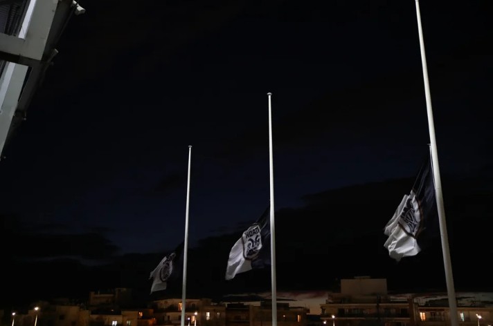 Θρήνος για τους 7 νεκρούς φιλάθλους του ΠΑΟΚ
