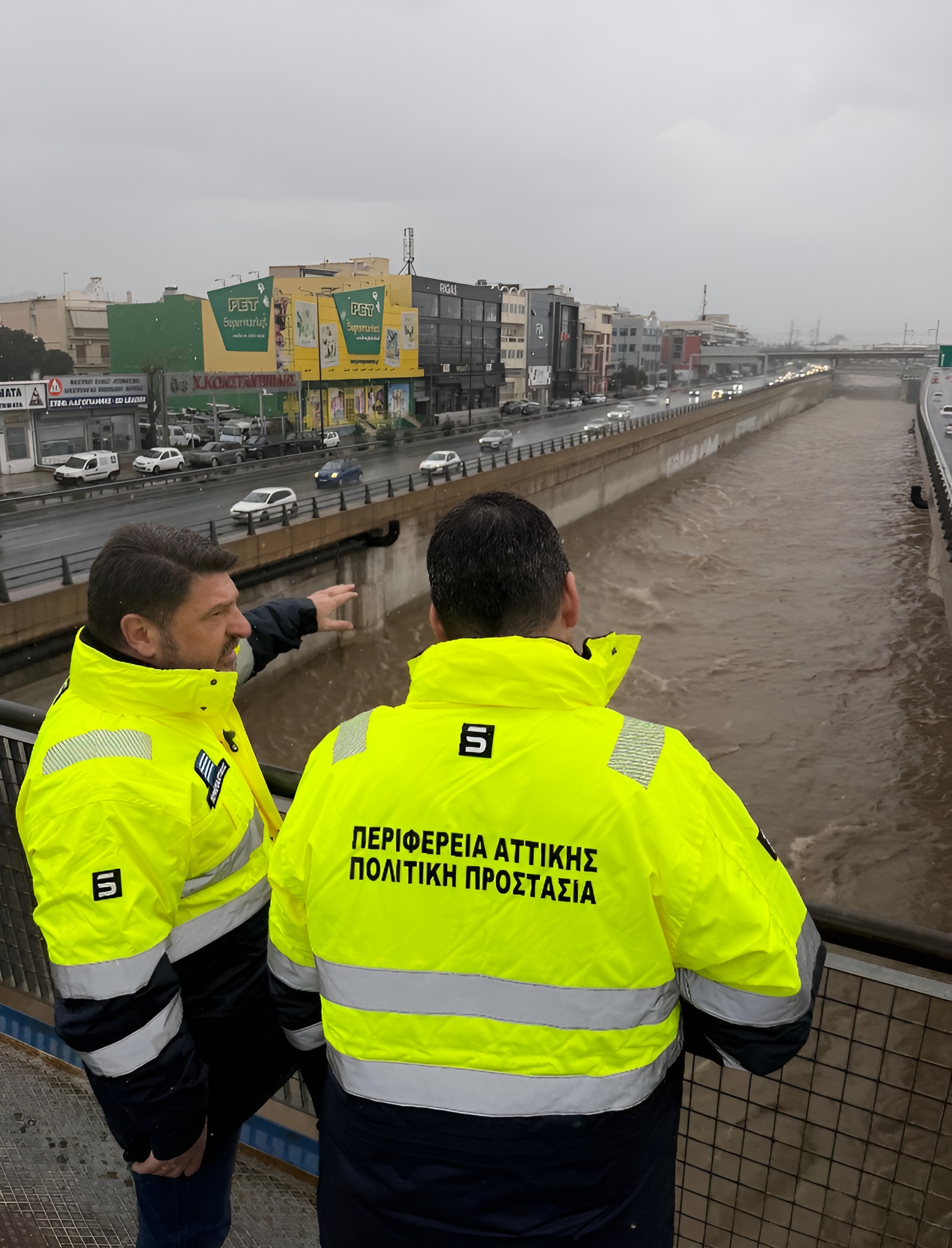 Ο Χαρδαλιάς πραγματοποίησε αυτοψία σε Πικροδάφνη, Κηφισό και Ιλισό
