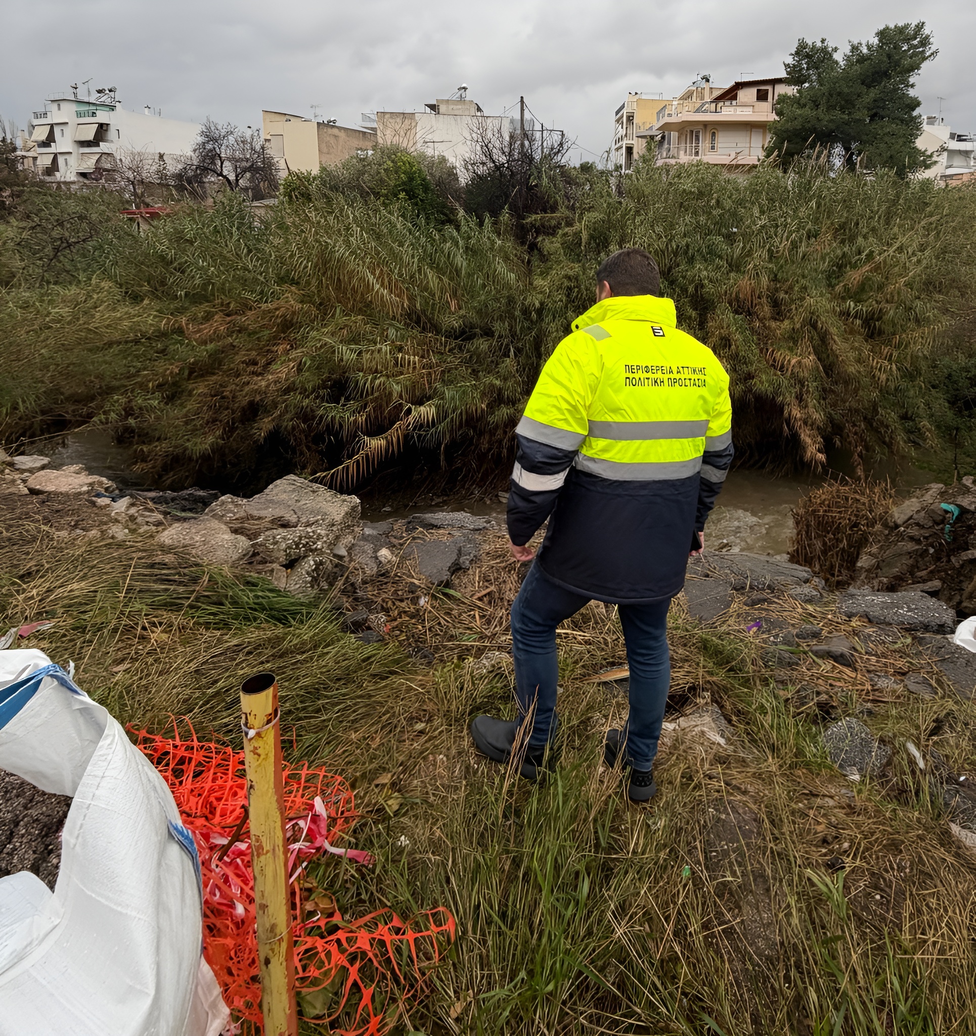 Ο Χαρδαλιάς πραγματοποίησε αυτοψία σε Πικροδάφνη, Κηφισό και Ιλισό