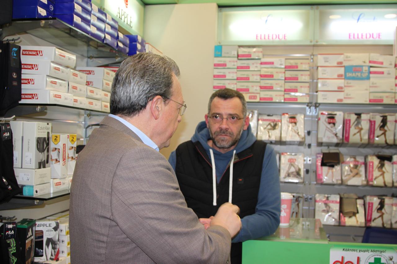 Περιοδεία του Φάμελλου στην αγορά του Παγκρατίου