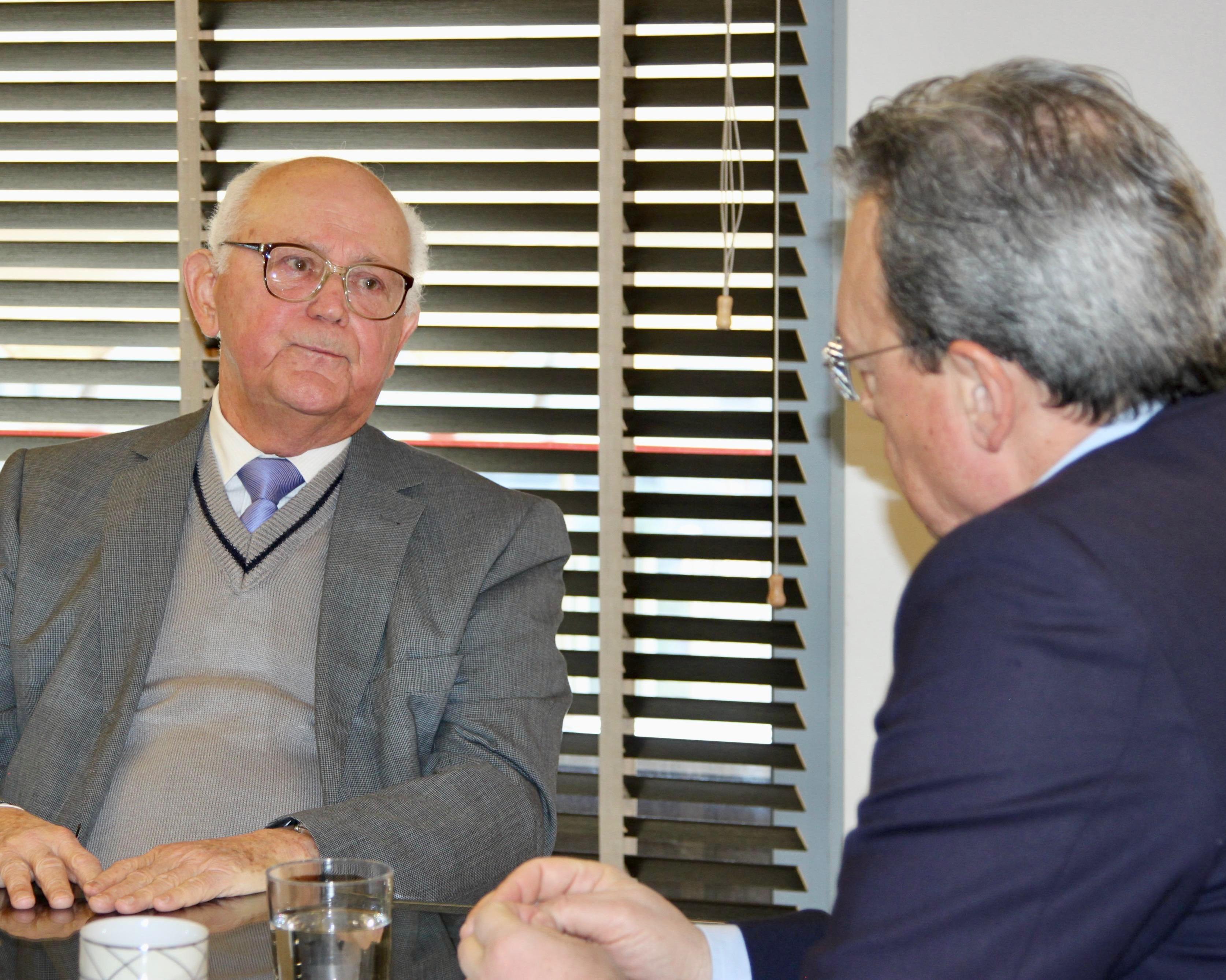 Συνάντηση του προέδρου του ΣΥΡΙΖΑ με τον πρέσβη της Κουβάς στην Ελλάδα, Aramis Fuente Hernandez.