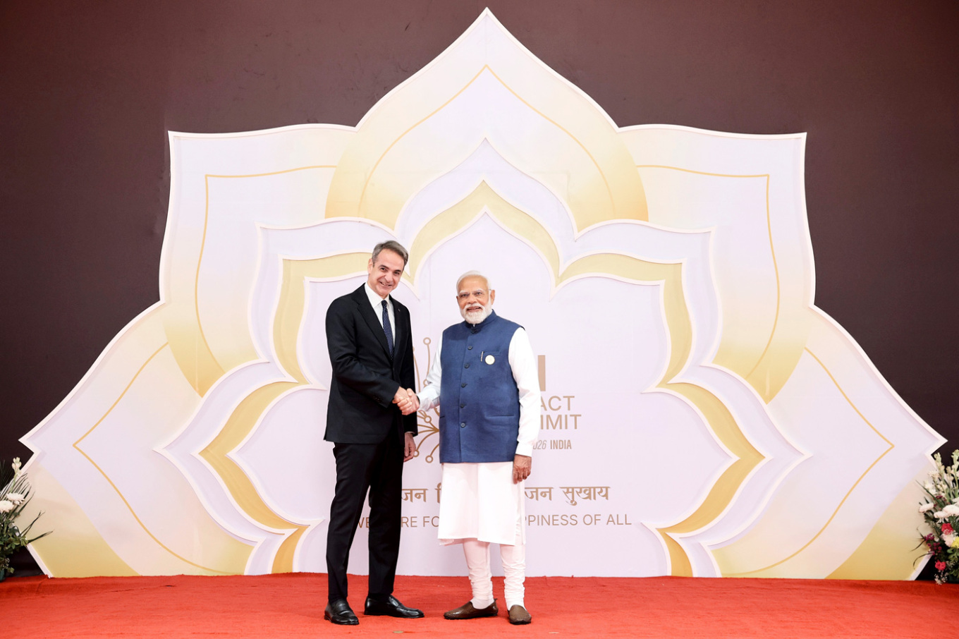 Μήνυμα του Πρωθυπουργού από την Ινδία