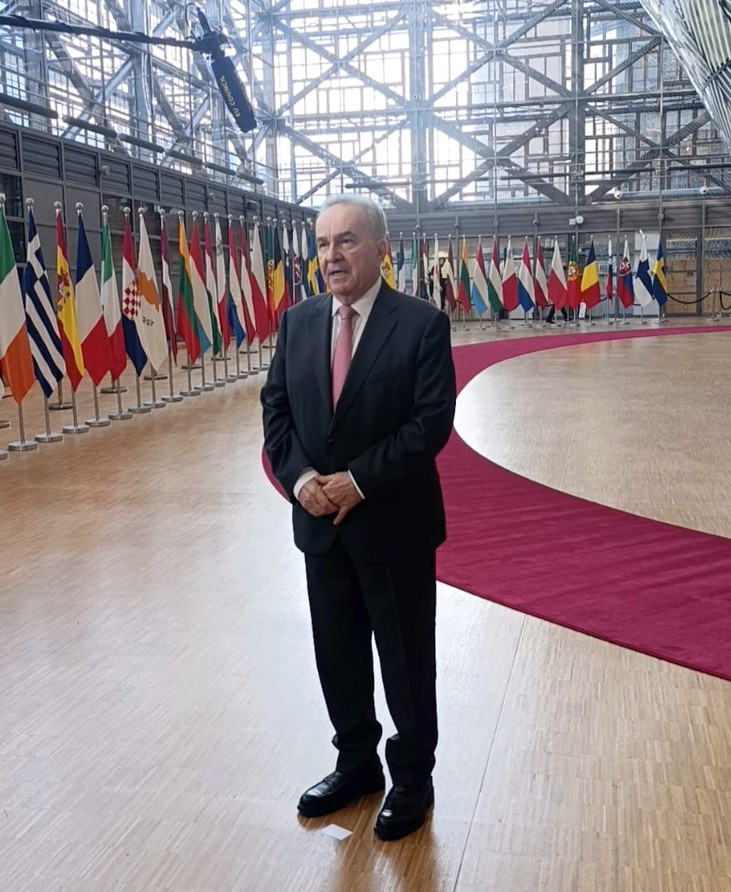 Παπαθανάσης