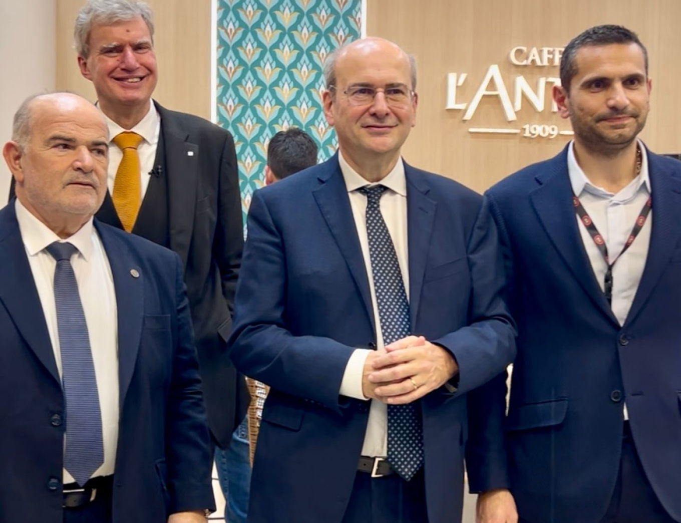 Χατζηδάκης