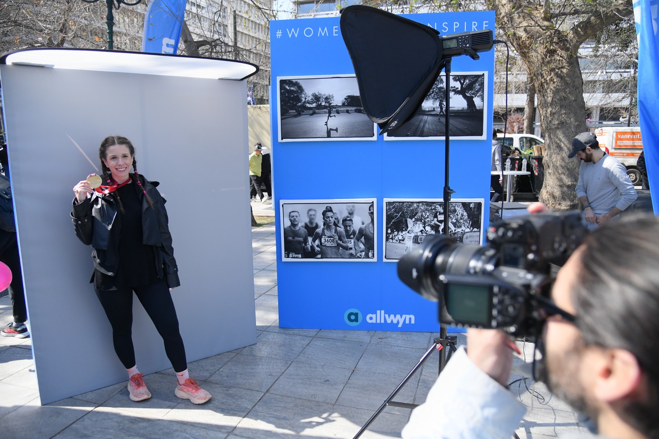 Πορτρέτα γυναικών δρομέων από τον φωτογράφο Νίκο Ζήκο, γνωστό ως Nik Zik