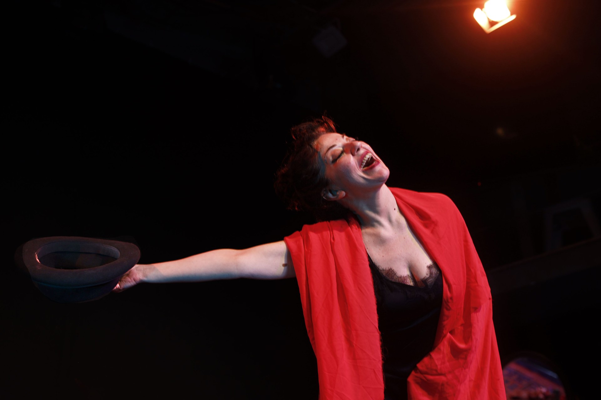 «NINA 2» στο «Theatre of the NO»