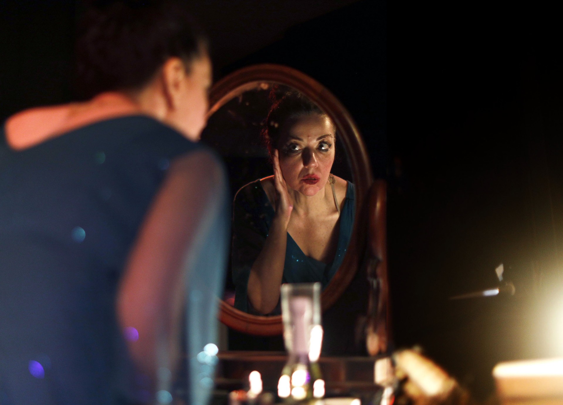 «NINA 2» στο «Theatre of the NO»