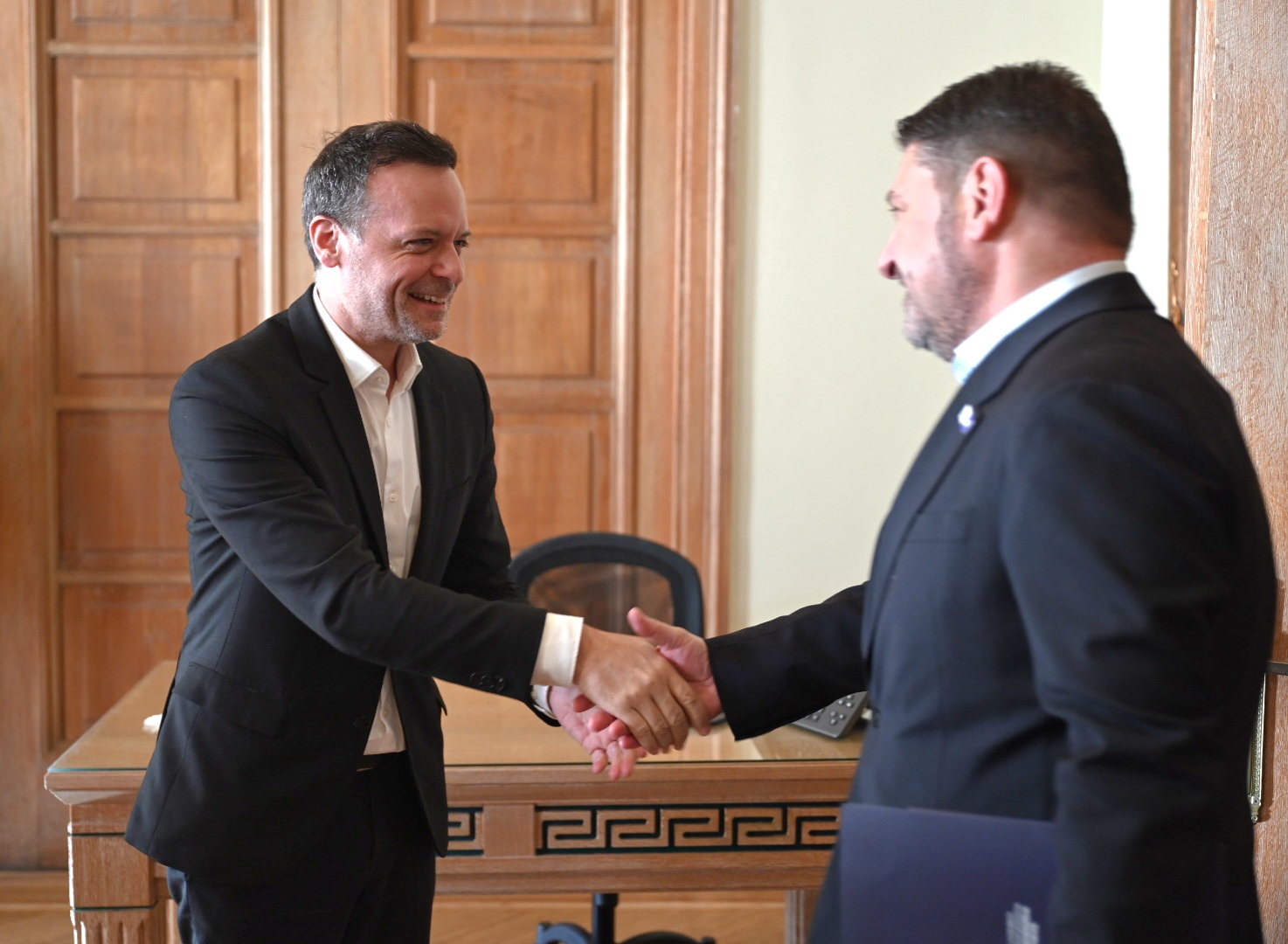 Συνάντηση Χάρη Δούκα με τον Νίκο Χαρδαλιά