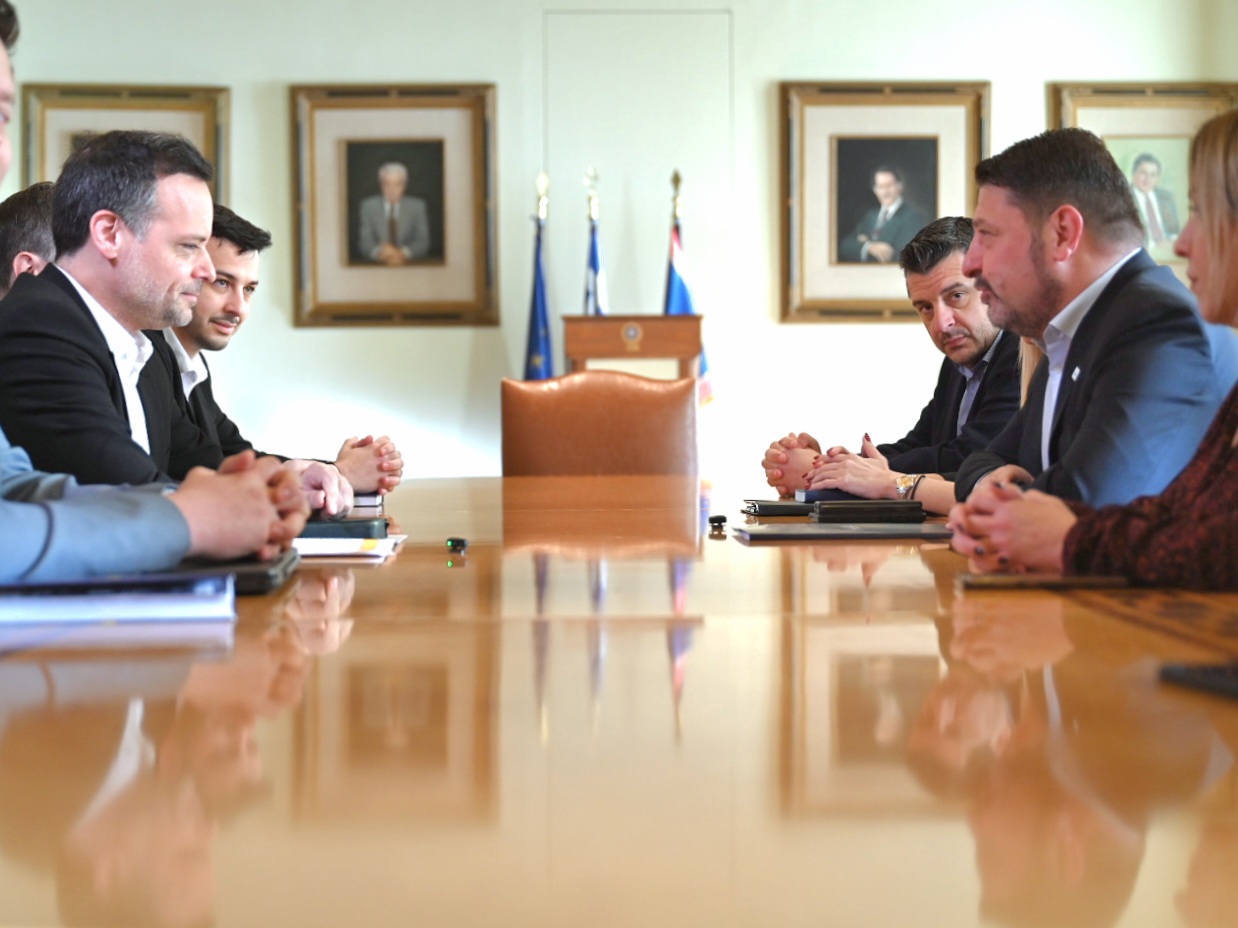 Συνάντηση Χάρη Δούκα με τον Νίκο Χαρδαλιά