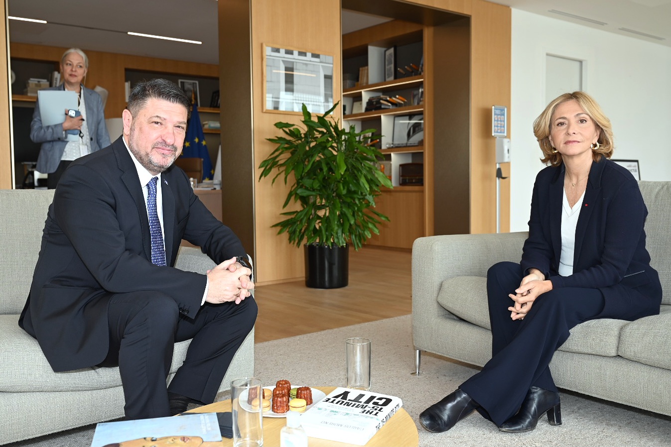 Χαρδαλιάς: «Στρατηγική συμμαχία της Περιφέρειας Αττικής με τη Μητροπολιτική Περιφέρεια του Παρισιού»