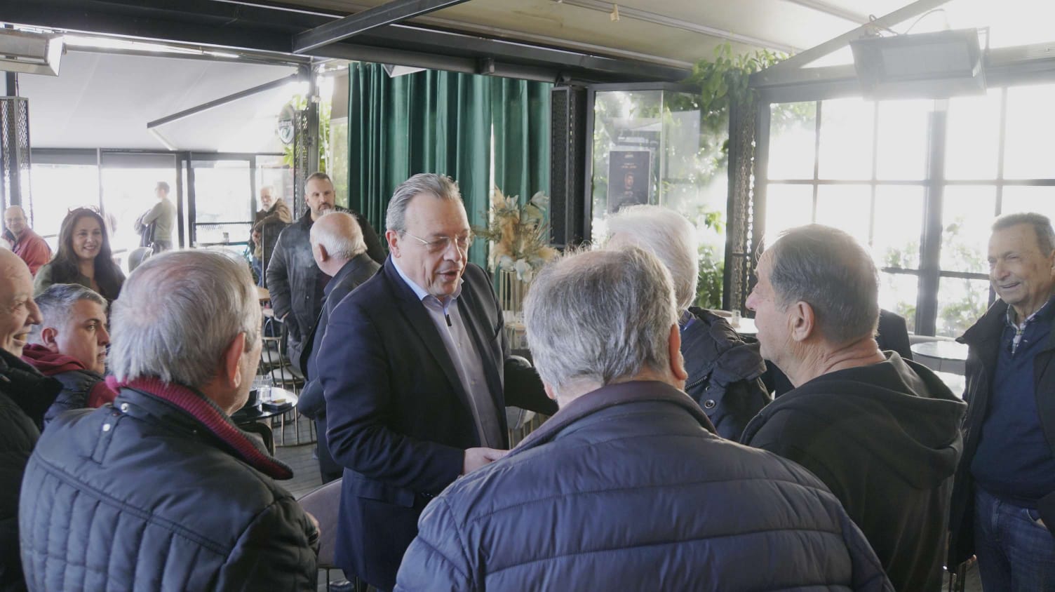 Περιοδεία στη Λαμία πραγματοποίησε ο πρόεδρος του ΣΥΡΙΖΑ, Σωκράτης Φάμελλος στη Λαμία.