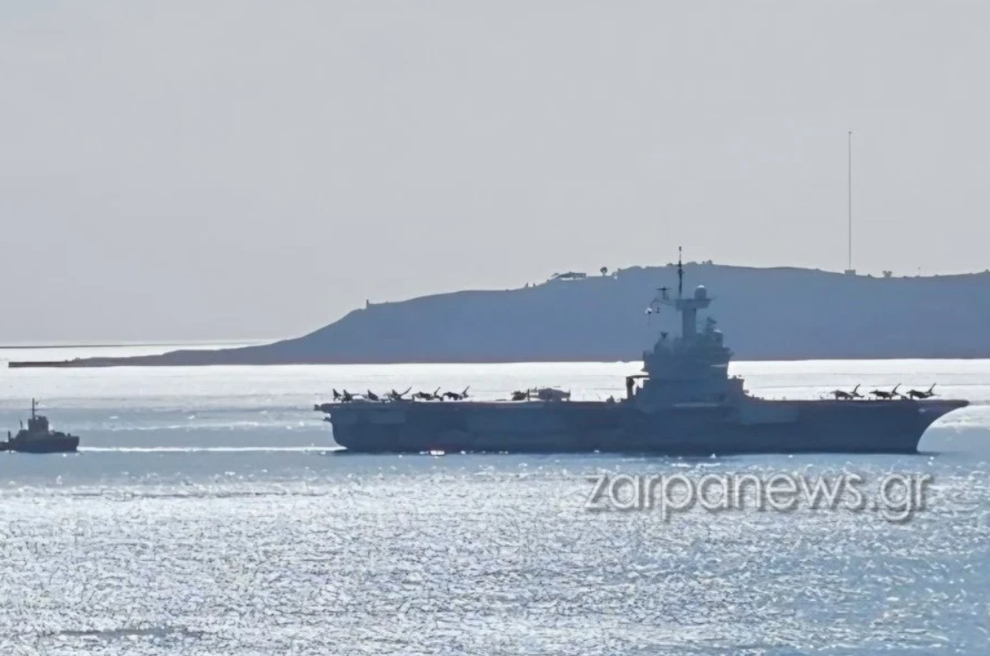 Στη Σούδα το γαλλικό αεροπλανοφόρο «Σαρλ Ντε Γκωλ»