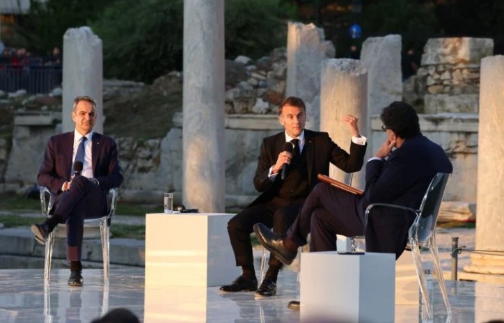 Η συζήτηση του Κυριάκου Μητσοτάκη με τον Εμανουέλ Μακρόν