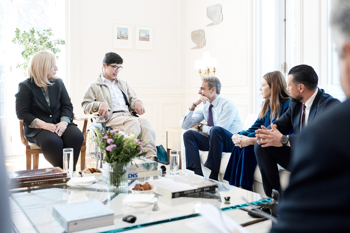 Ο Μητσοτάκης συνάντησε μαθητή Ειδικού Σχολείου