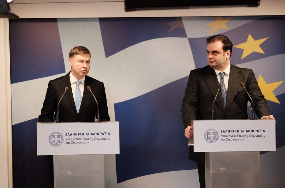 Πιερρακάκης Ντομπρόβσκις