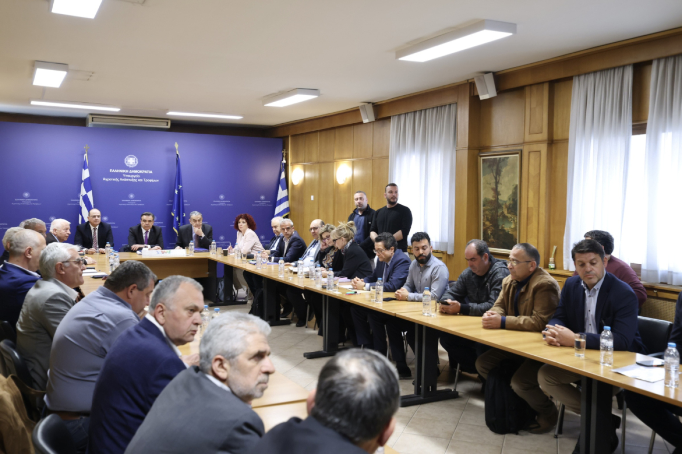 Εκτάκτως στη Λέσβο ομάδα διαχείρισης κρίσης και 10 κτηνίατροι για την αντιμετώπιση του αφθώδους πυρετού