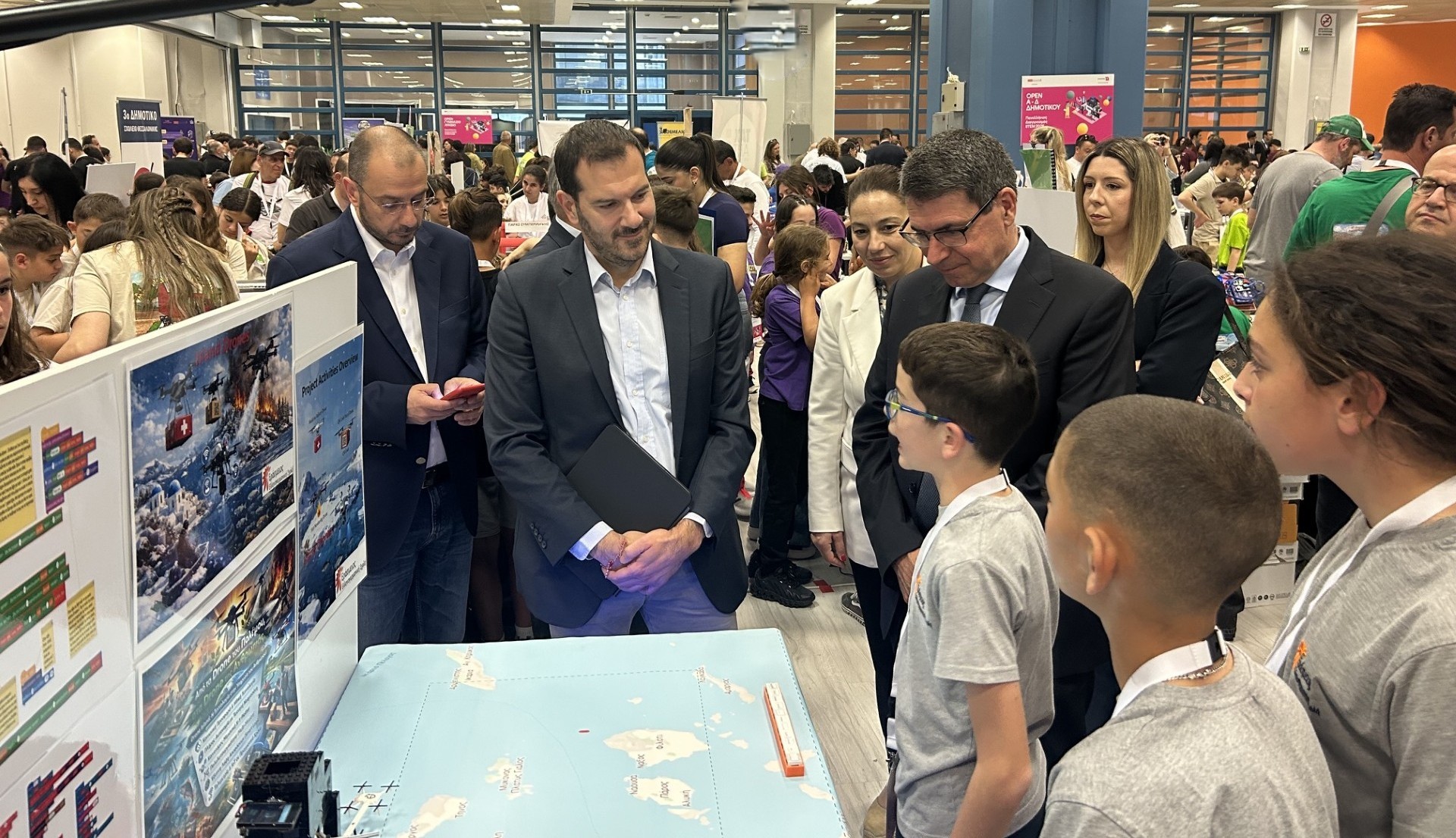 Πανελλήνιος Διαγωνισμός STEM 2026: η νέα γενιά σχεδιάζει το μέλλον με σύμμαχο το ΑΙ