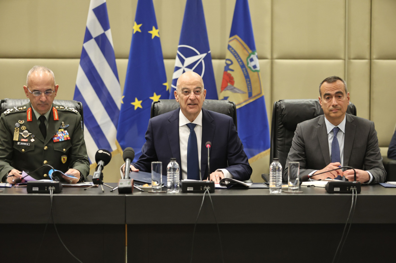 Συνάντηση Δένδια με Κουμπίλιους