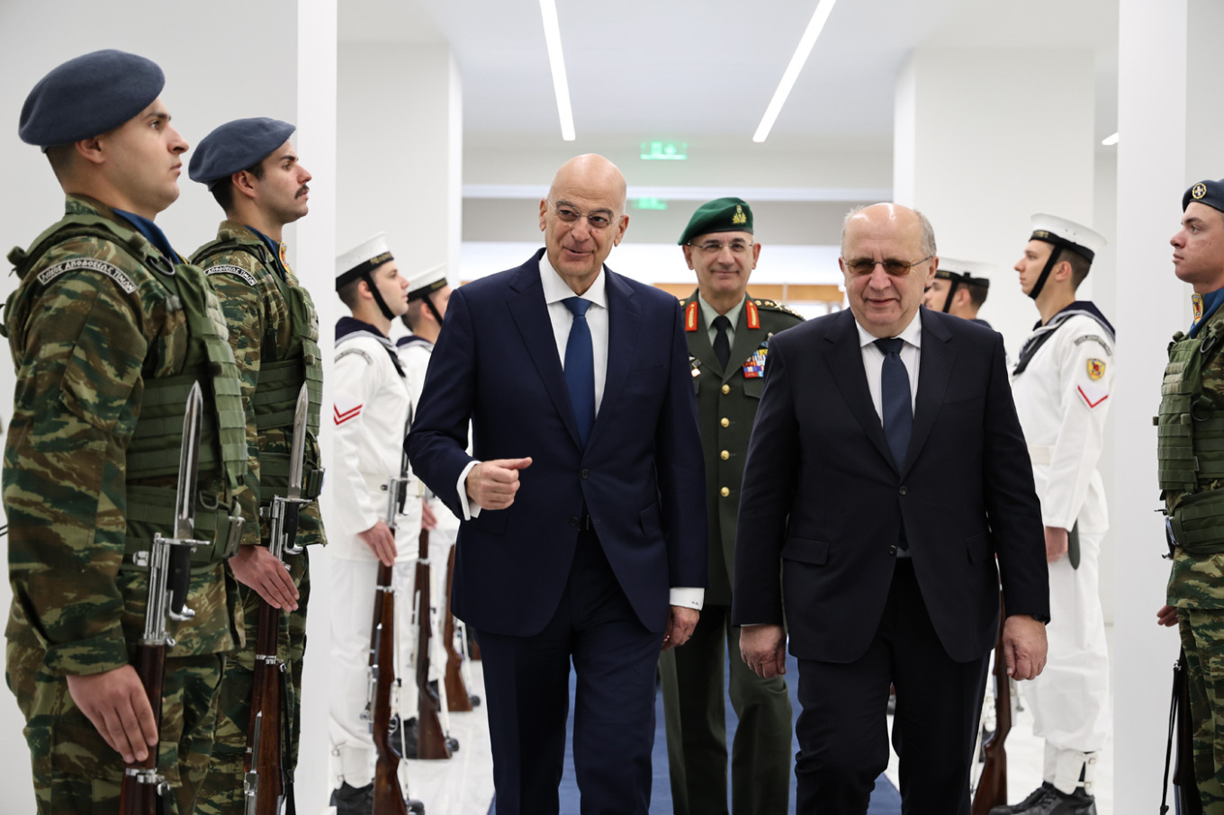 Συνάντηση Δένδια με Κουμπίλιους